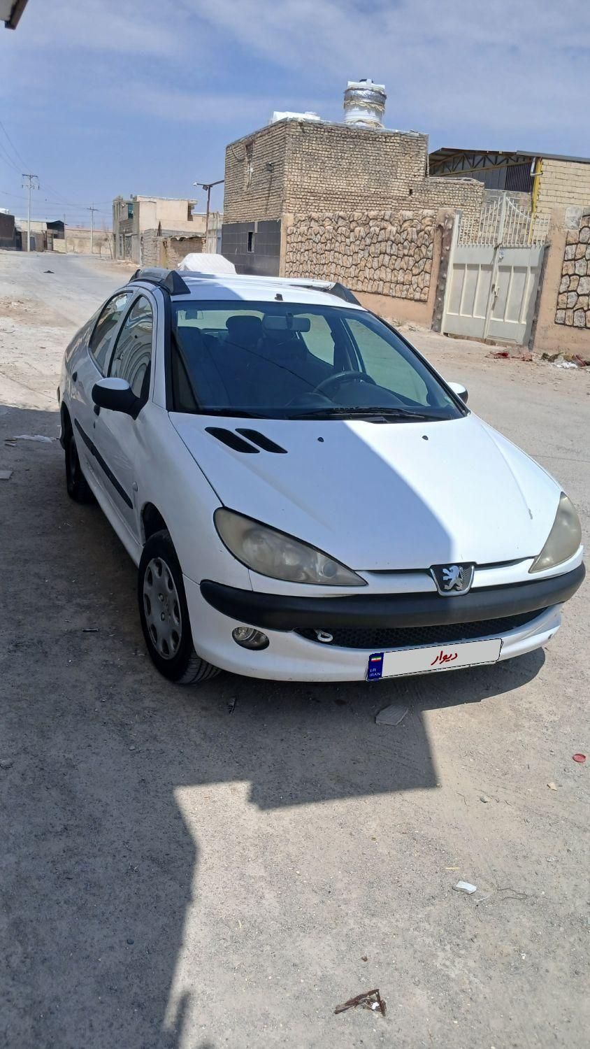 پژو ۲۰۶ صندوق دار v8 - 1390