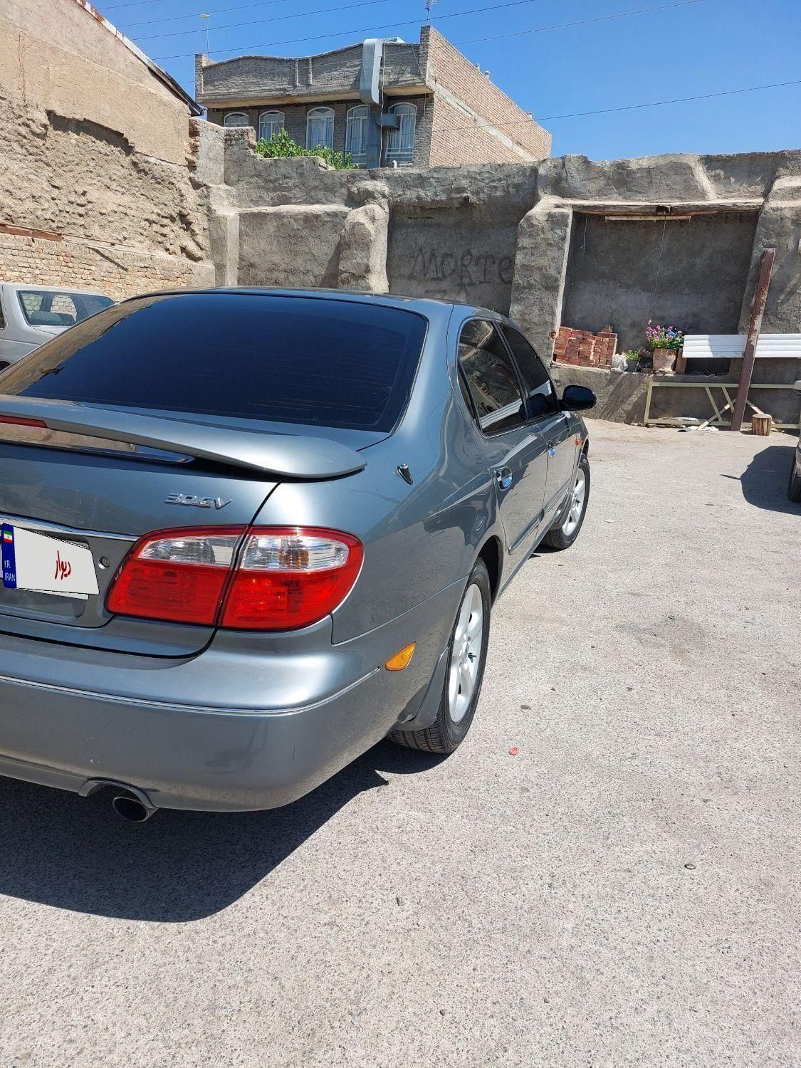نیسان ماکسیما دنده‌ای - 1385