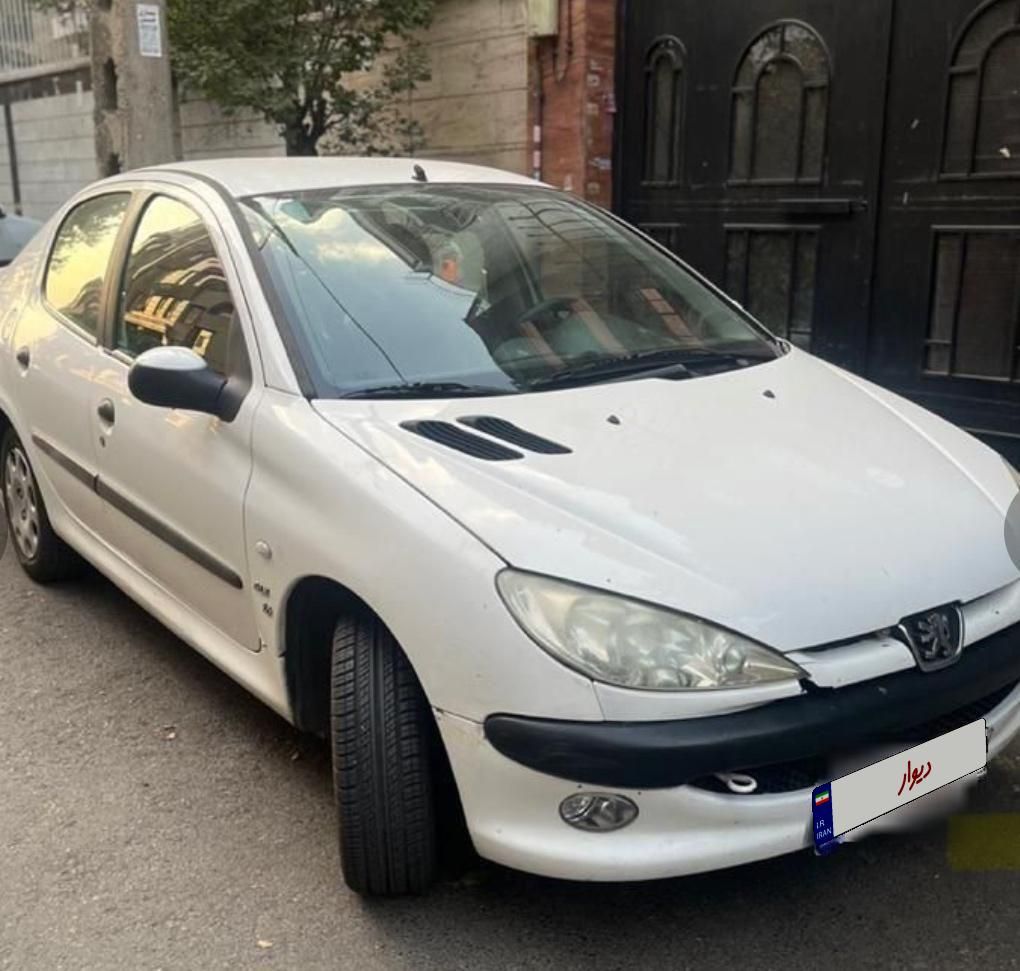 پژو ۲۰۶ صندوق دار v8 - 1391