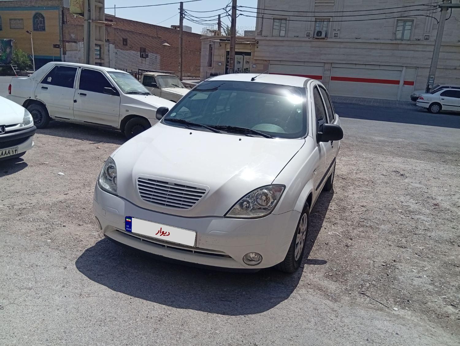 تیبا صندوق دار SX - 1401