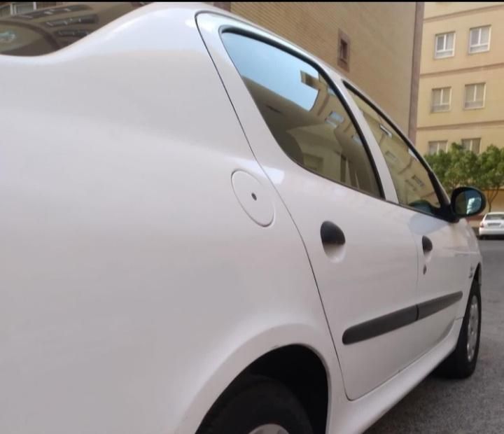 پژو ۲۰۶ صندوق دار v8 - 1389