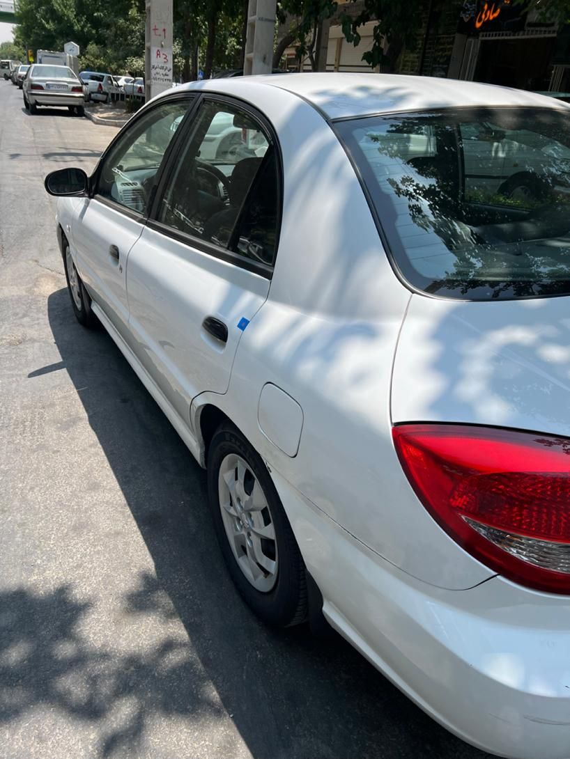 کیا ریو صندوقدار نیمه فول UB - 1388