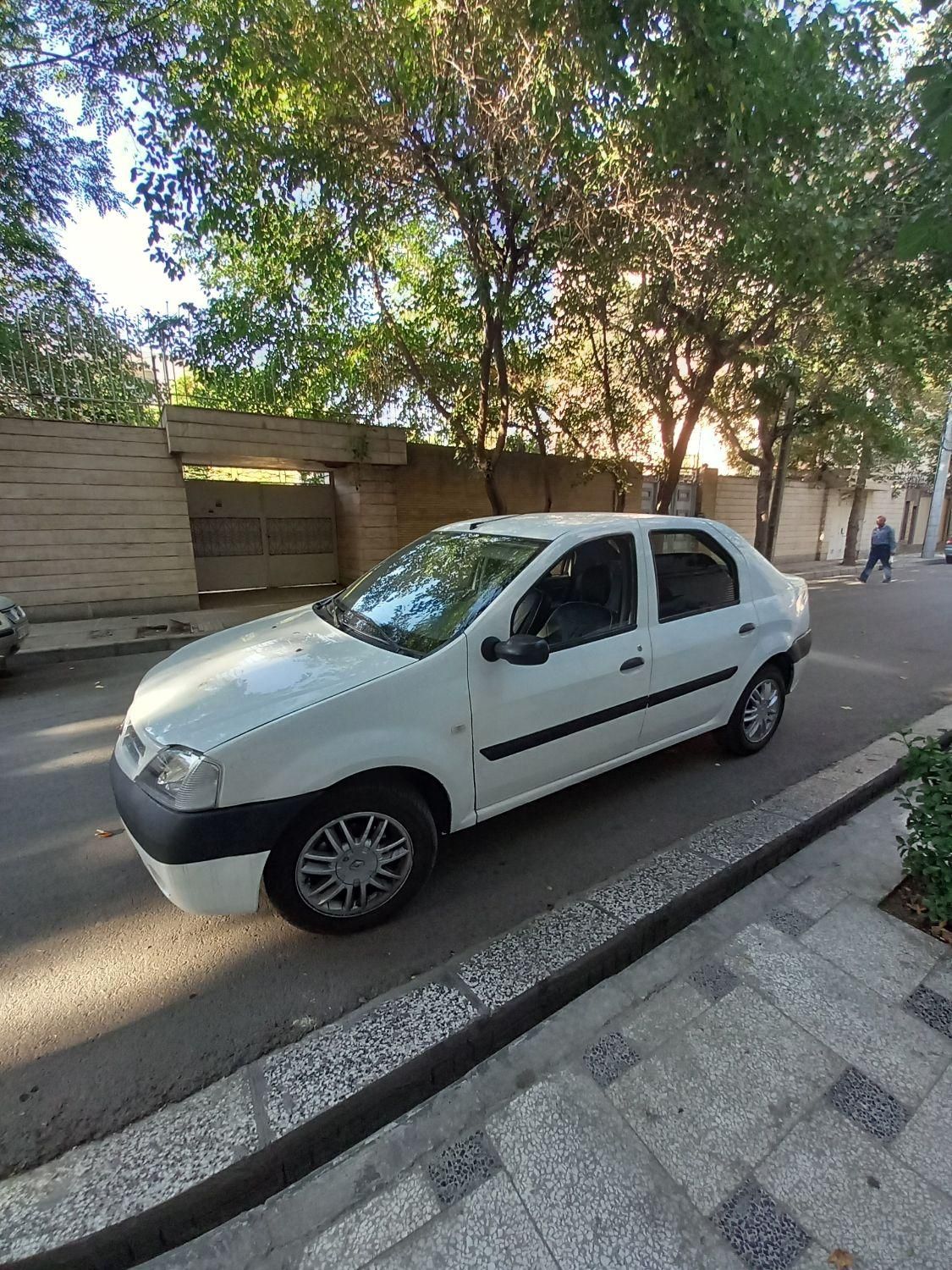 خودرو رنو، پارس تندر آگهی ann_19363762