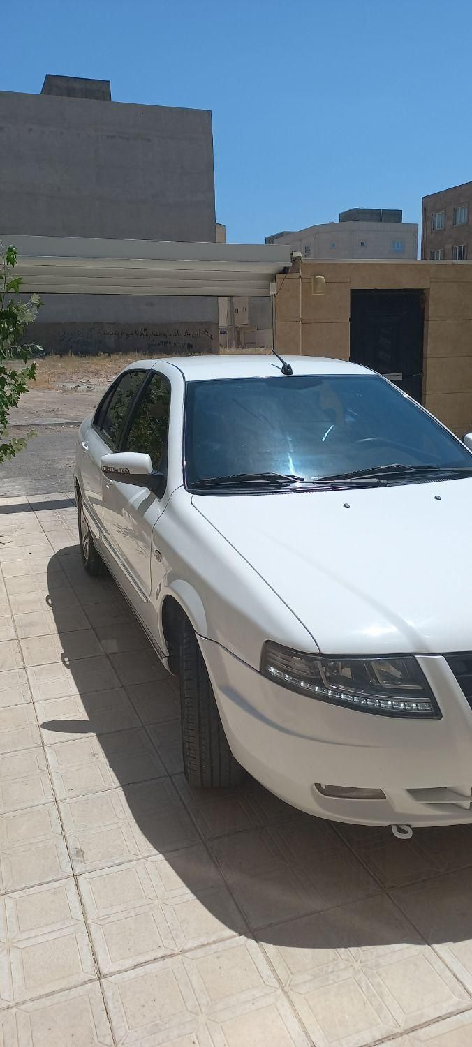 سمند سورن پلاس EF7 بنزینی - 1400