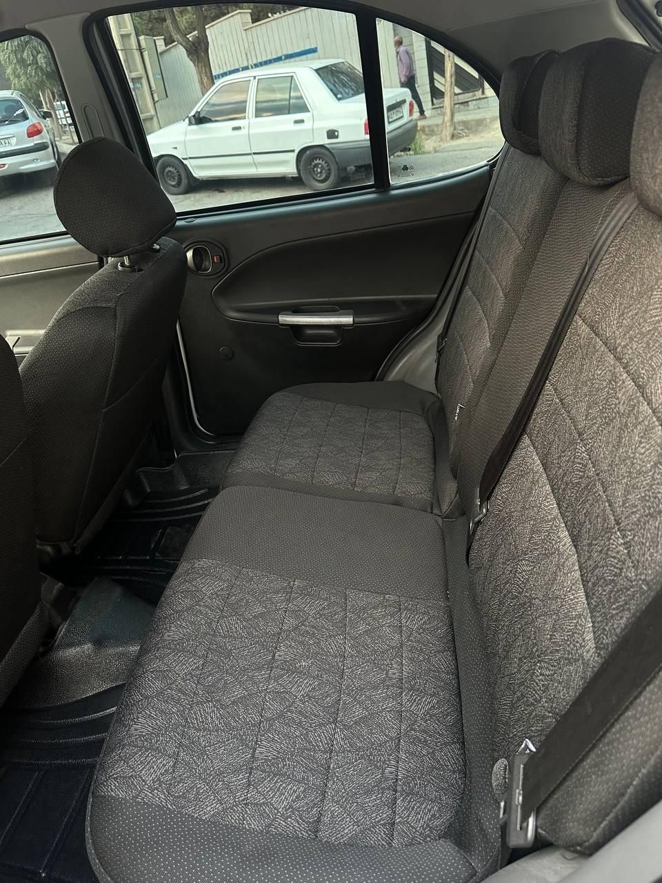 کوییک R دنده‌ای - 1400