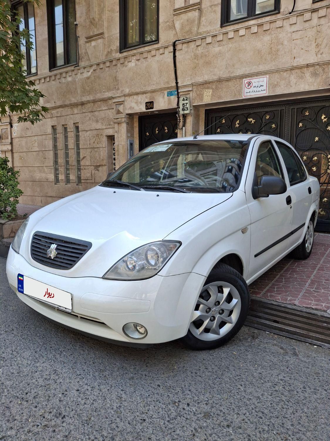 تیبا صندوق دار SX - 1396