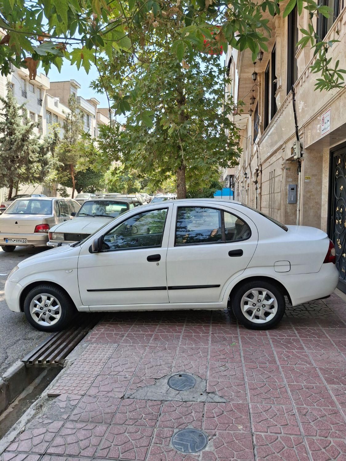 تیبا صندوق دار SX - 1396