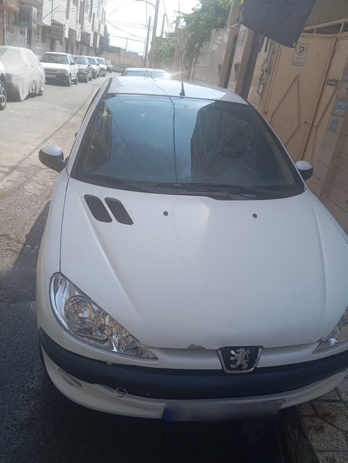 پژو ۲۰۶ صندوق دار v8 - 1394