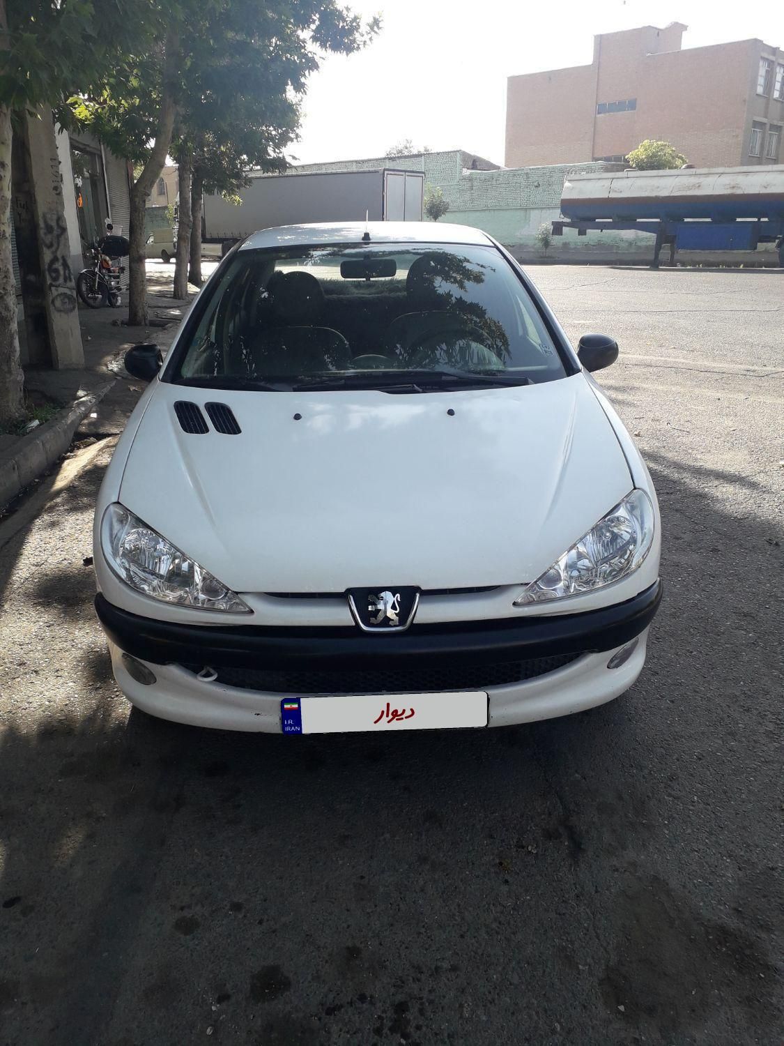 پژو ۲۰۶ صندوق دار v2 - 1390