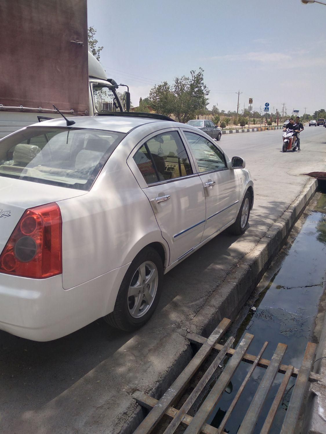 ام وی ام 530 دنده ای - 1391