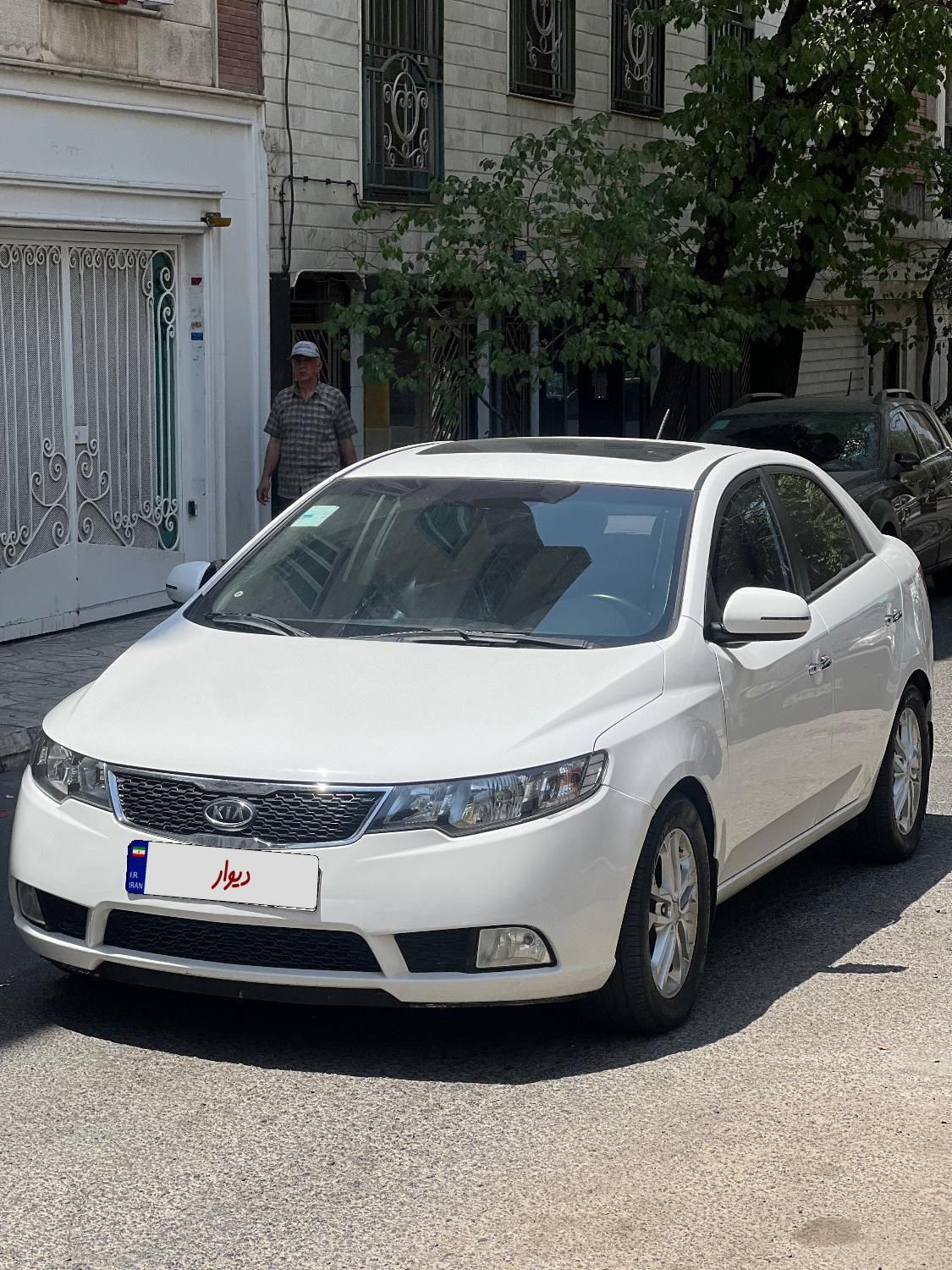 خودرو کیا، سراتو مونتاژ آگهی ann_19364795