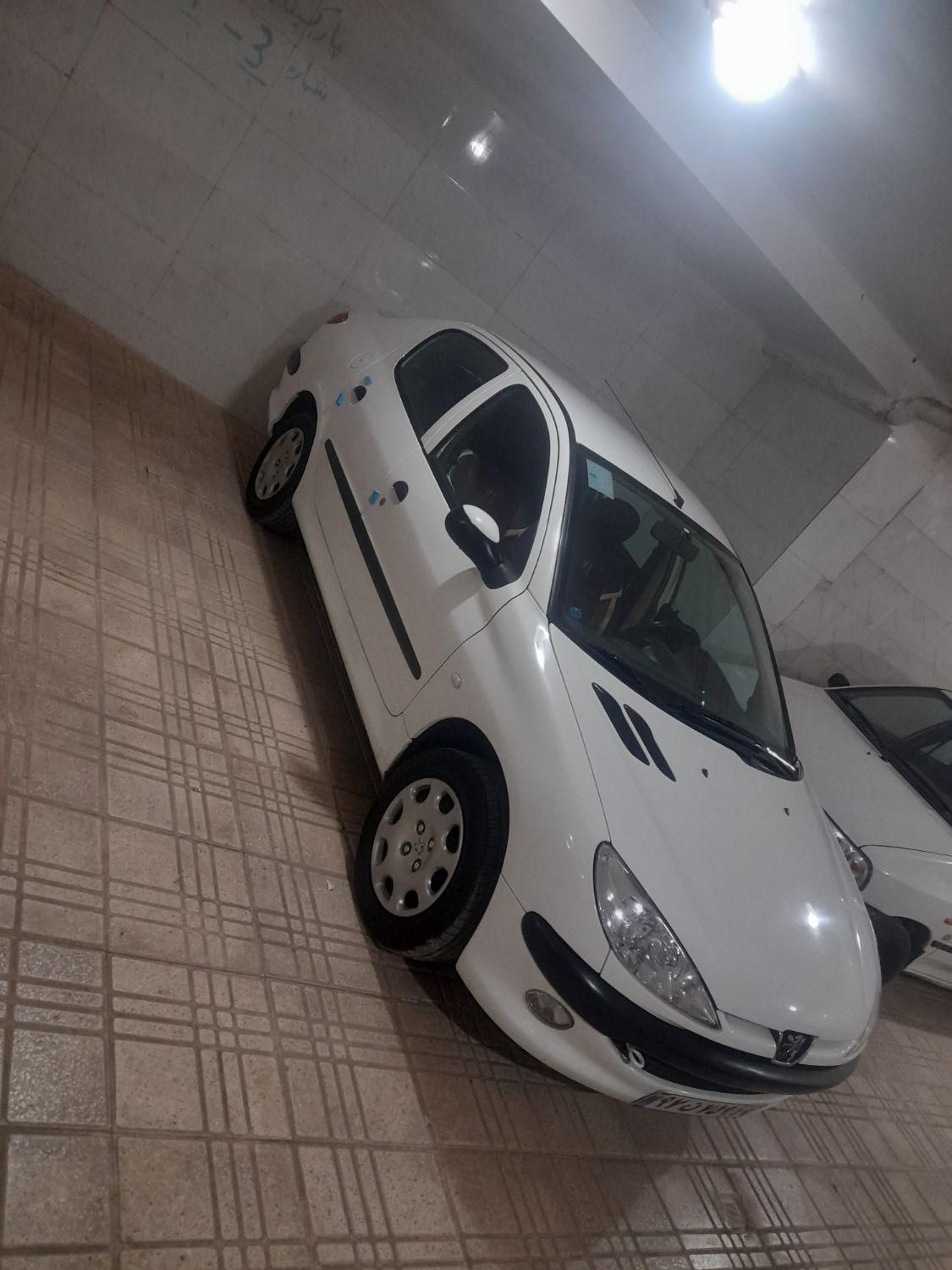 پژو ۲۰۶ صندوق دار v8 - 1396