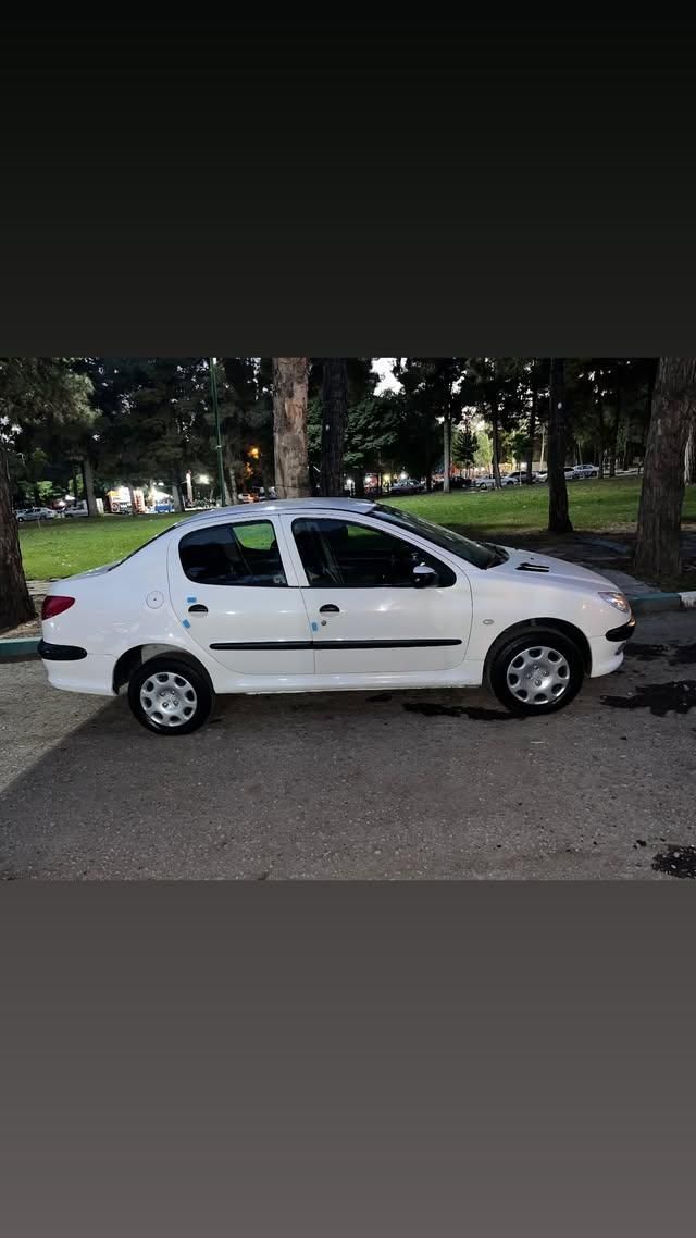 پژو ۲۰۶ صندوق دار v8 - 1396