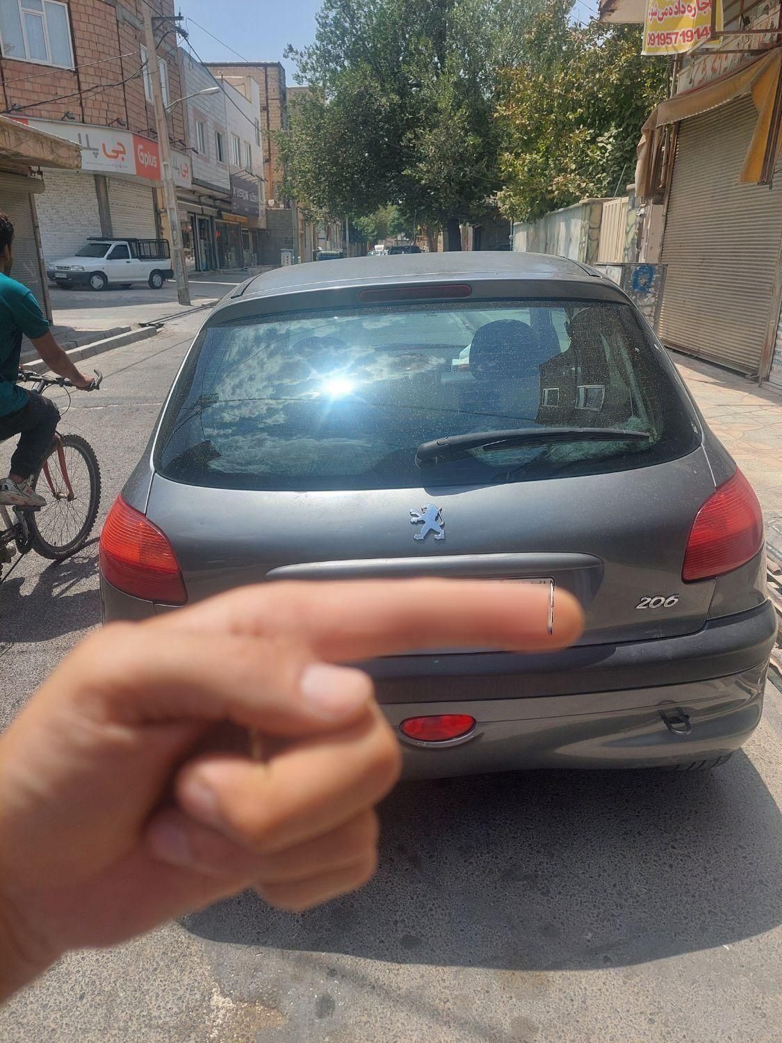 پژو 206 تیپ 3 - 1383