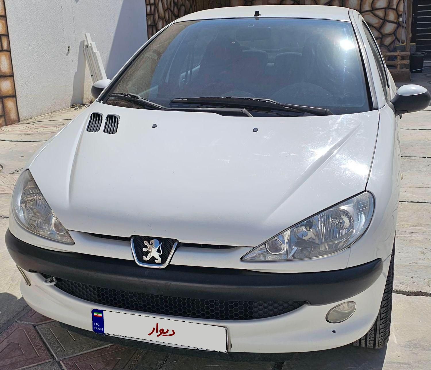 پژو ۲۰۶ صندوق دار v8 - 1398