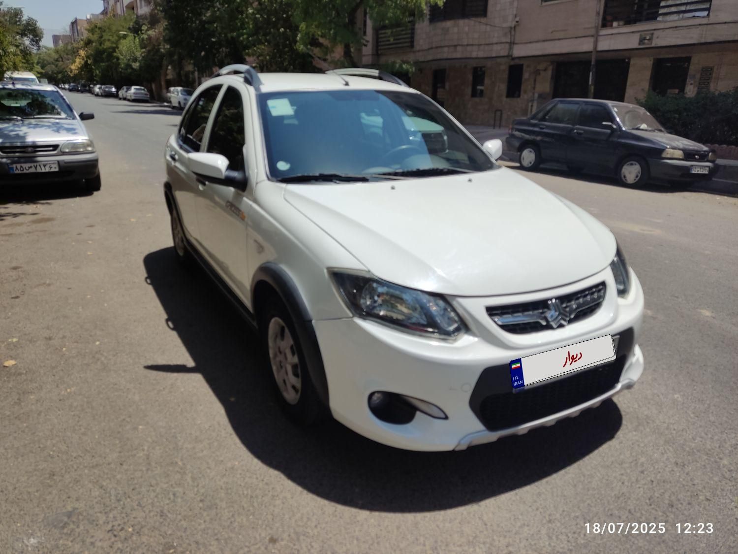خودرو کوییک، معمولی آگهی ann_19365725