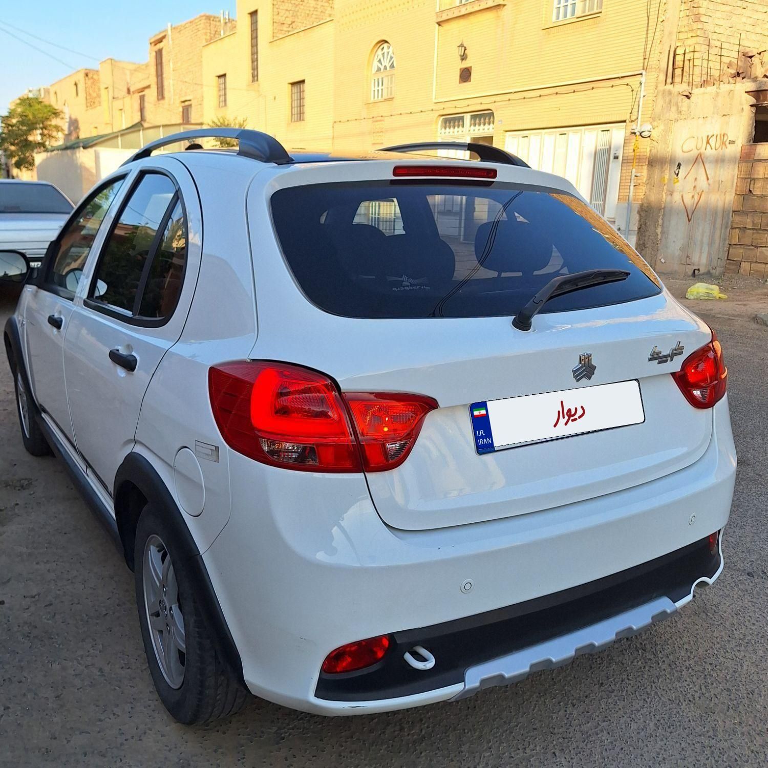 خودرو کوییک، R آگهی ann_19365863