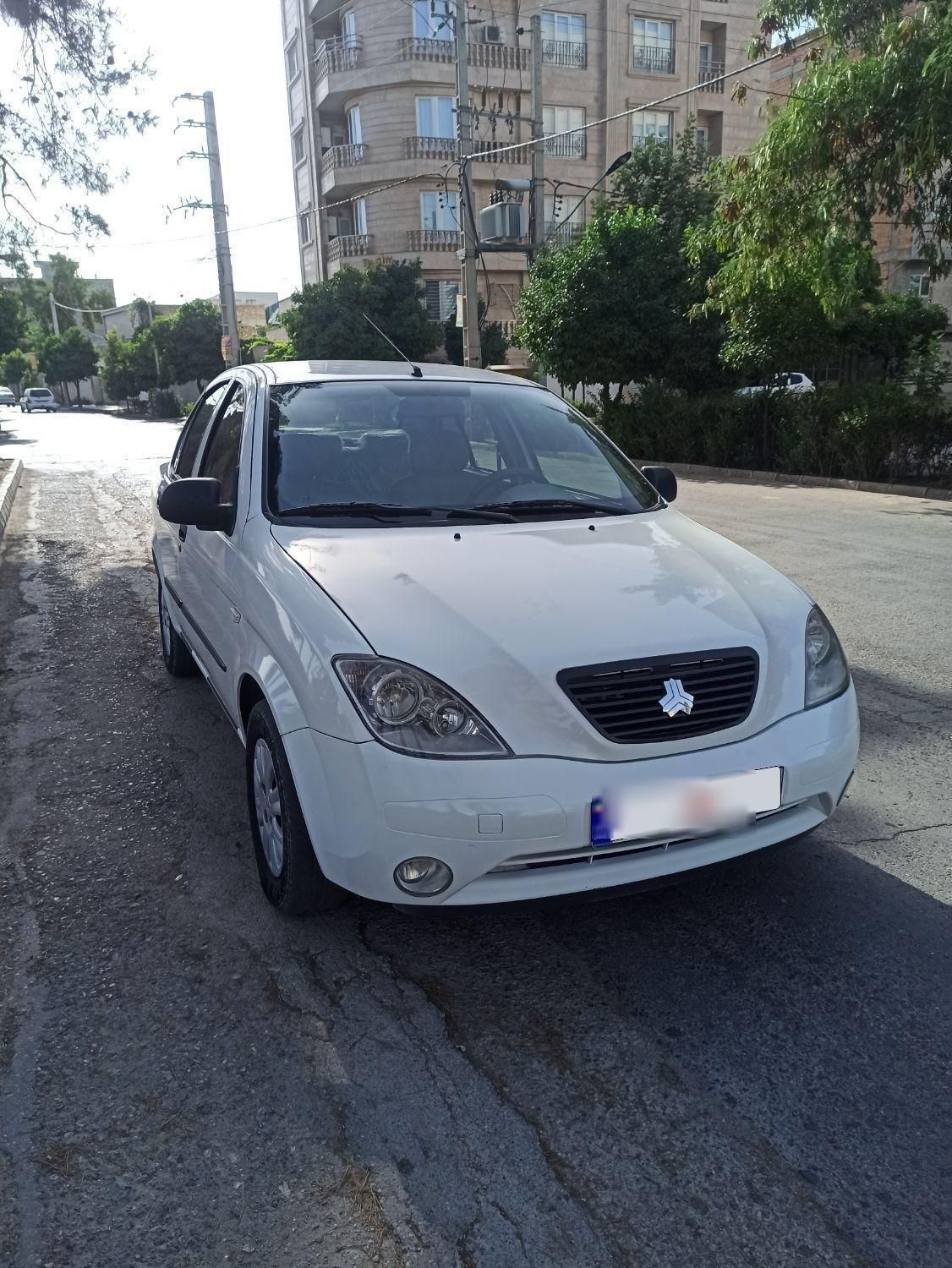 تیبا صندوق دار SX - 1400