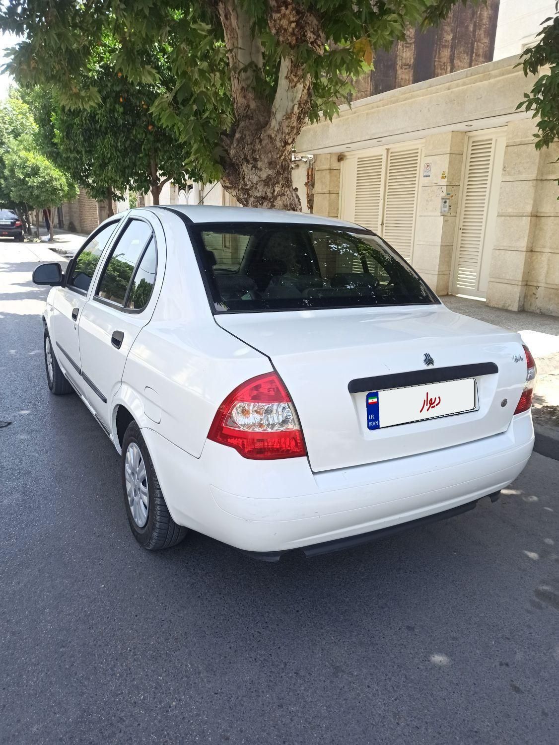 تیبا صندوق دار SX - 1400