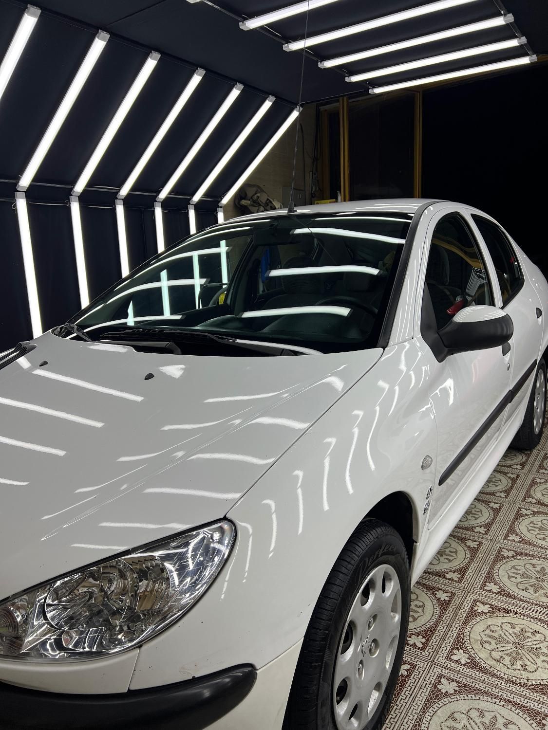 پژو ۲۰۶ صندوق دار v8 - 1398