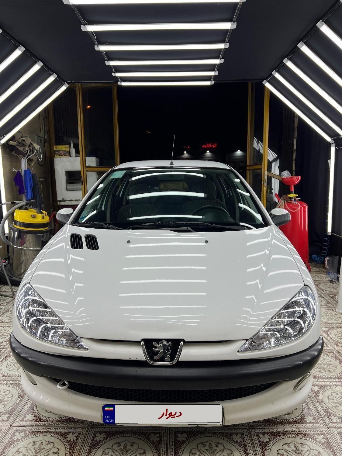 پژو ۲۰۶ صندوق دار v8 - 1398