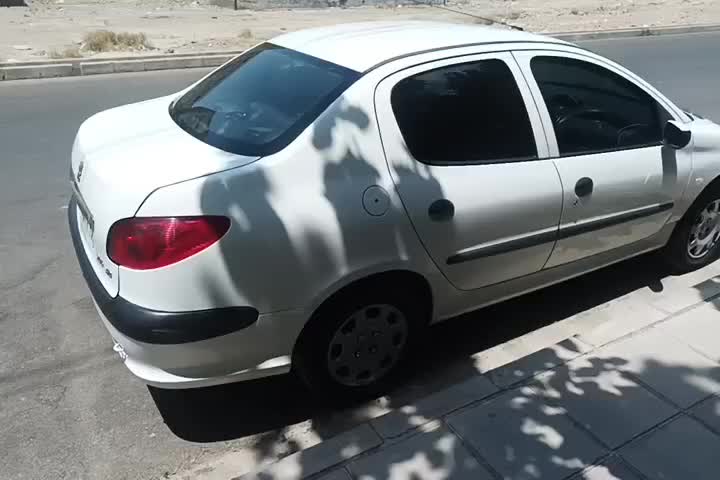 خودرو پژو، ۲۰۶ صندوق دار آگهی ann_19366408