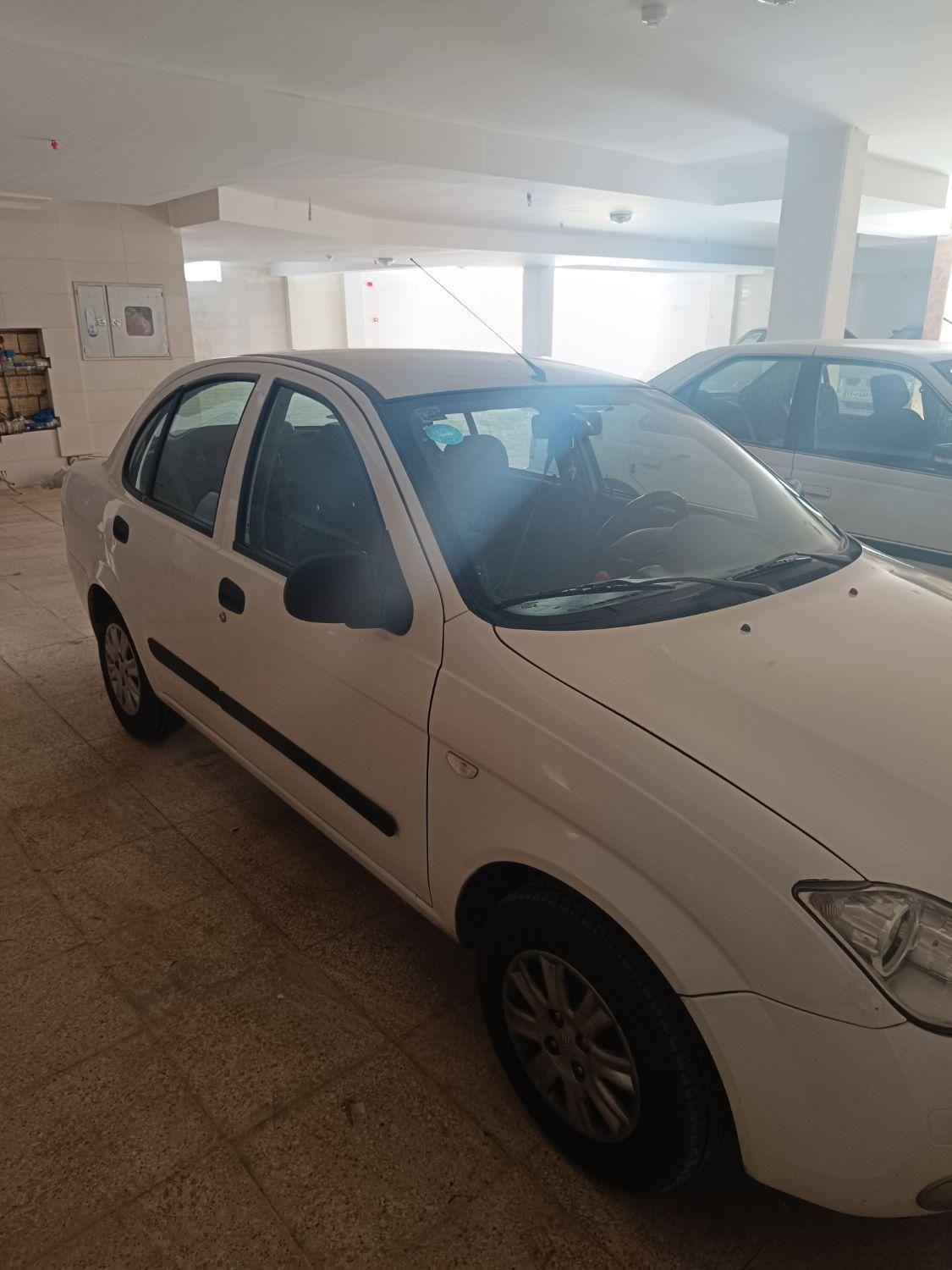 تیبا صندوق دار SX - 1393