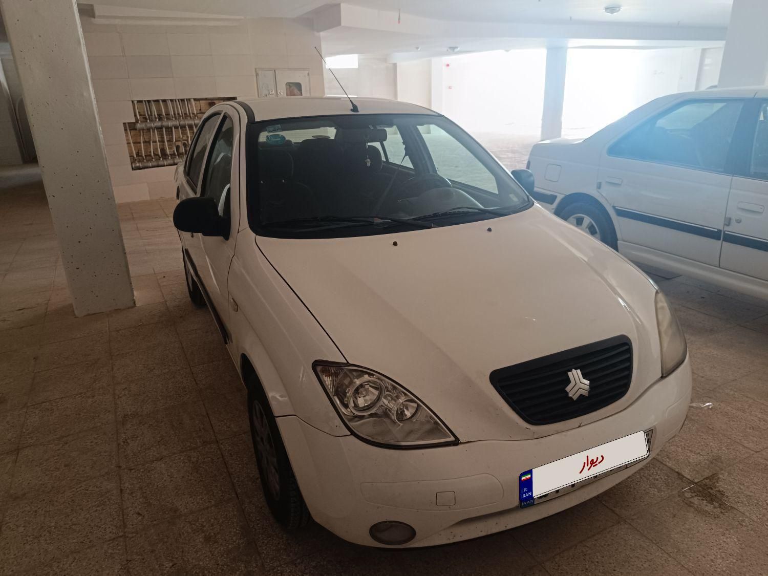 تیبا صندوق دار SX - 1393