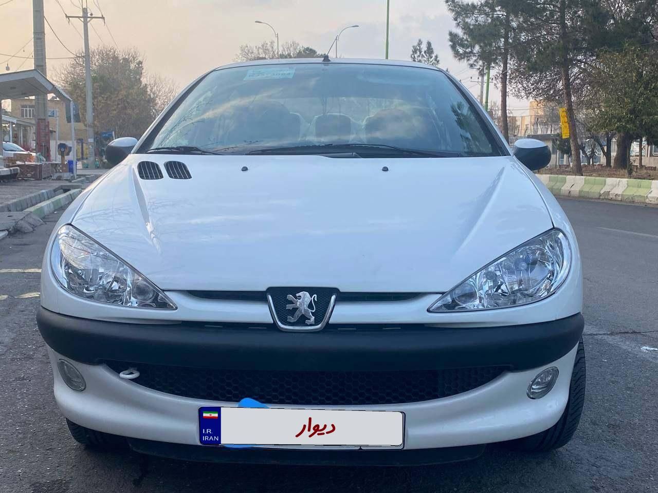 پژو ۲۰۶ صندوق دار v8 - 1399