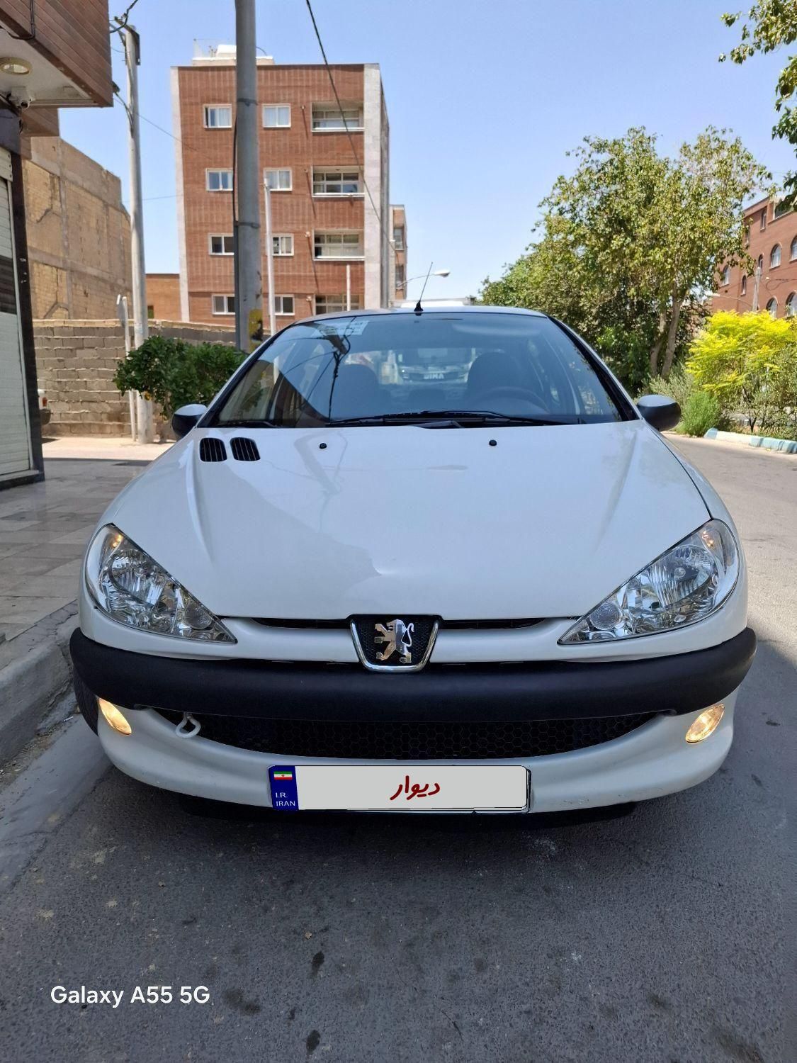 پژو ۲۰۶ صندوق دار v8 - 1393