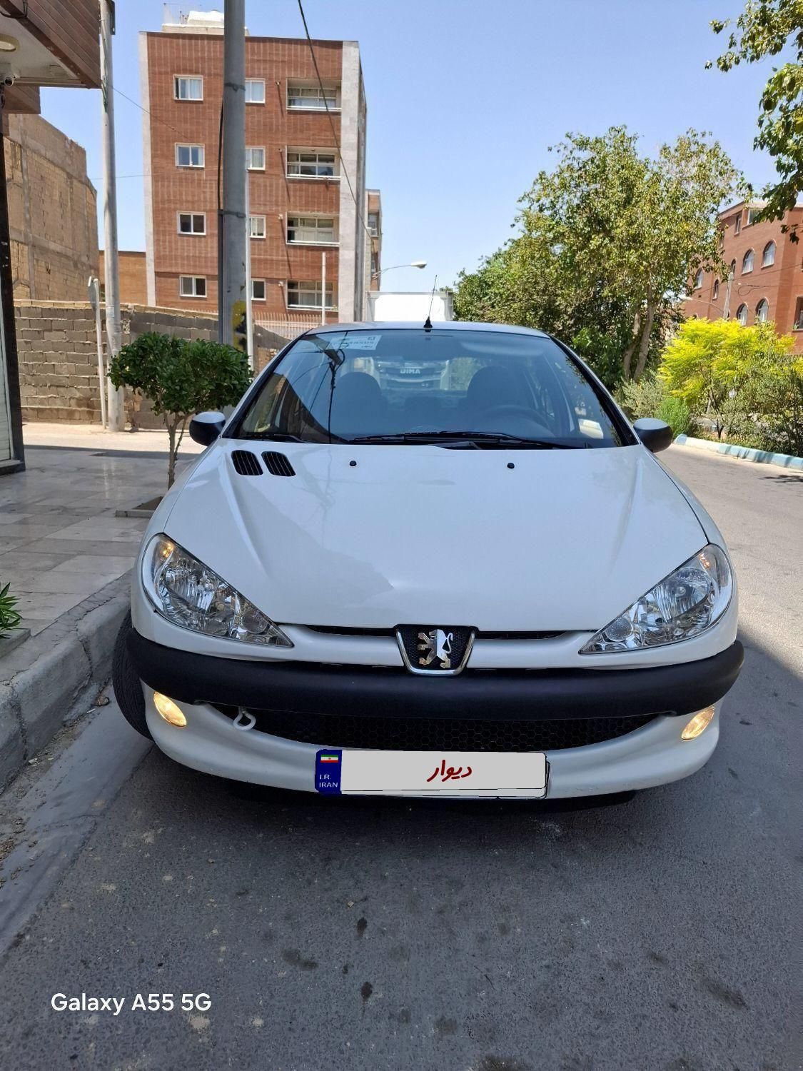 پژو ۲۰۶ صندوق دار v8 - 1393