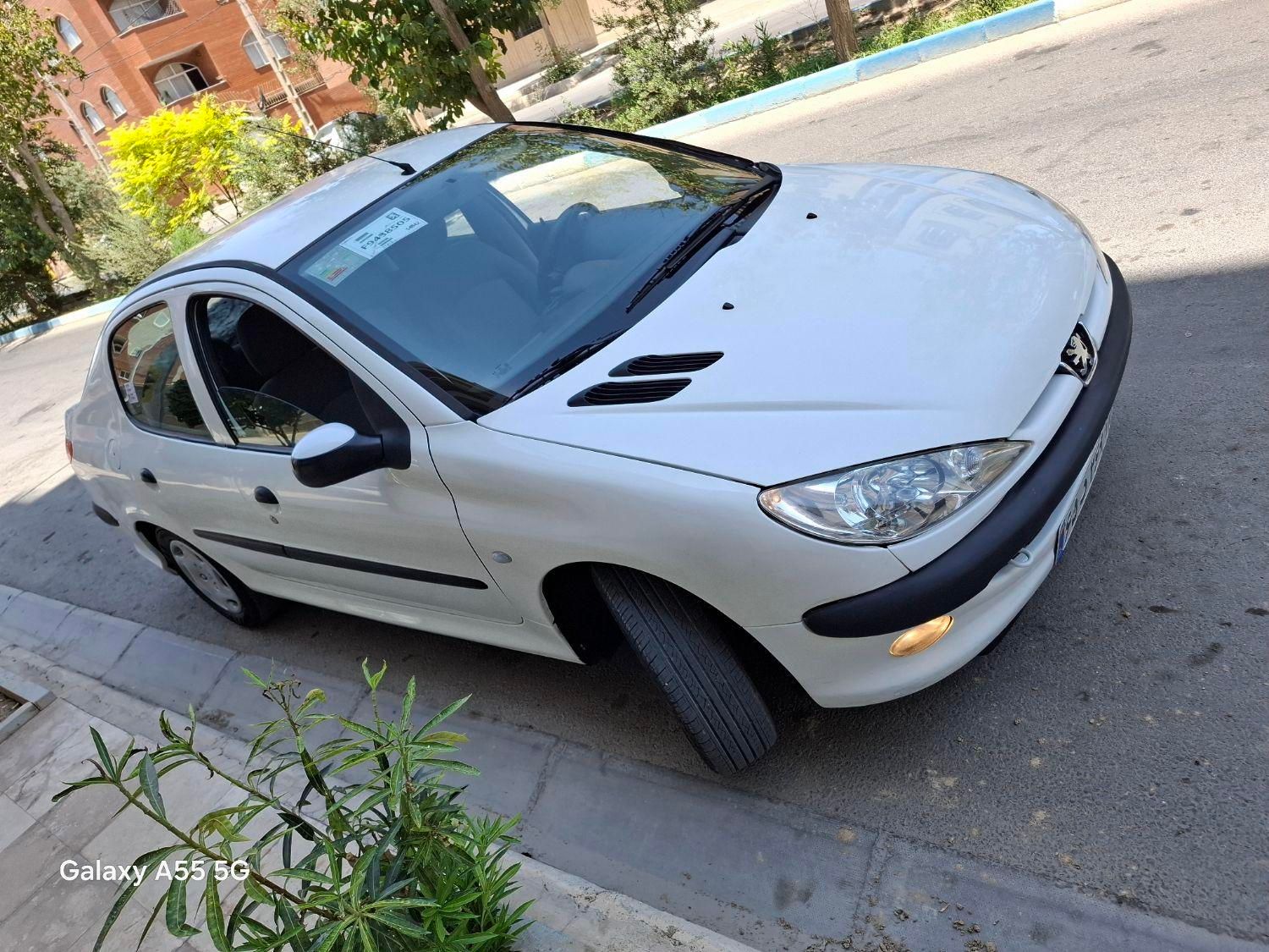 پژو ۲۰۶ صندوق دار v8 - 1393