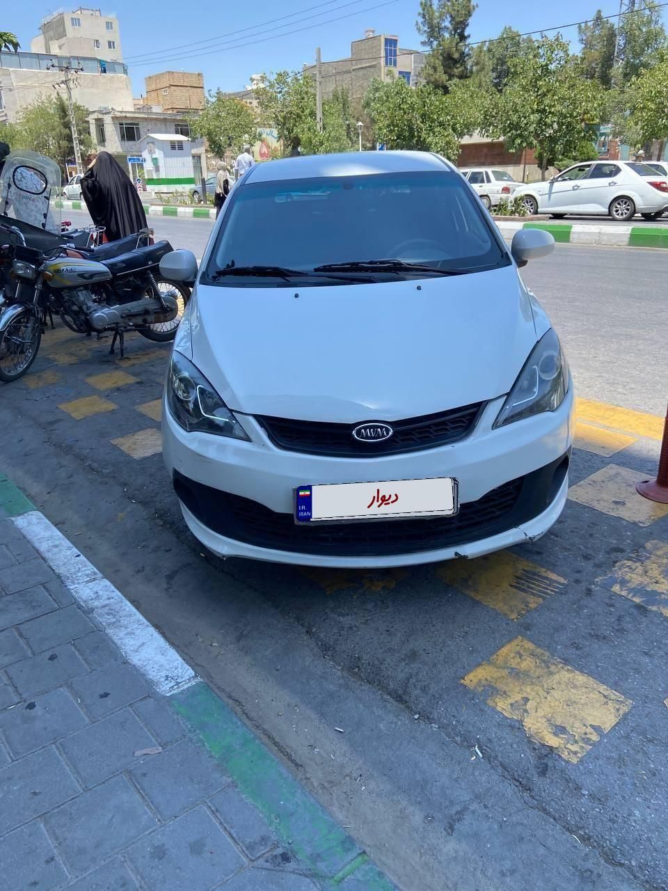 خودرو ام وی ام، 315 صندوقدار آگهی ann_19367385