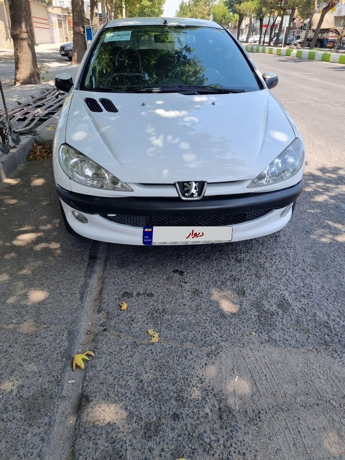 پژو ۲۰۶ صندوق دار v8 - 1390
