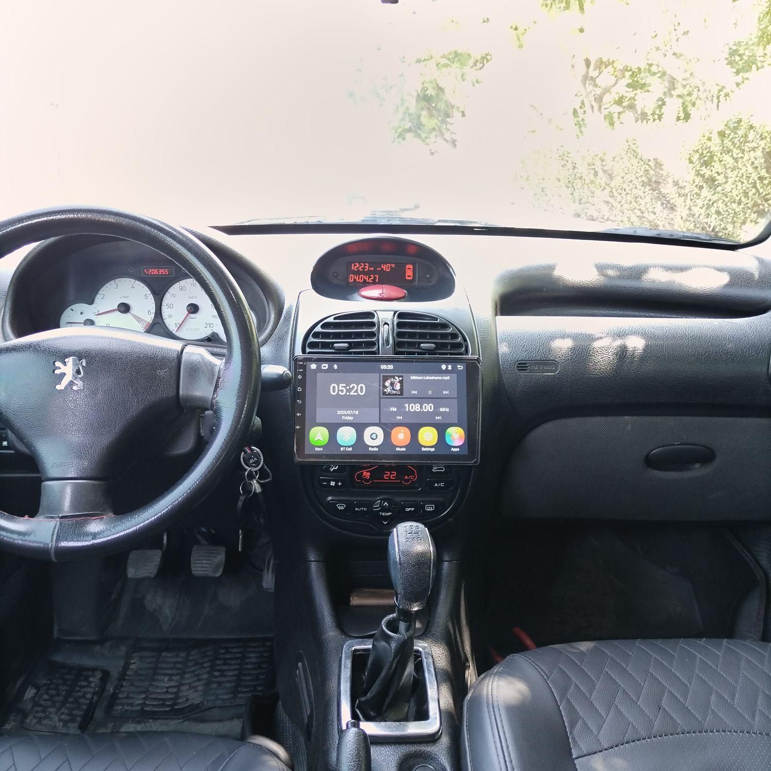 پژو ۲۰۶ صندوق دار v8 - 1393