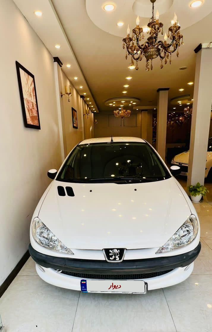 پژو ۲۰۶ صندوق دار v8 - 1389