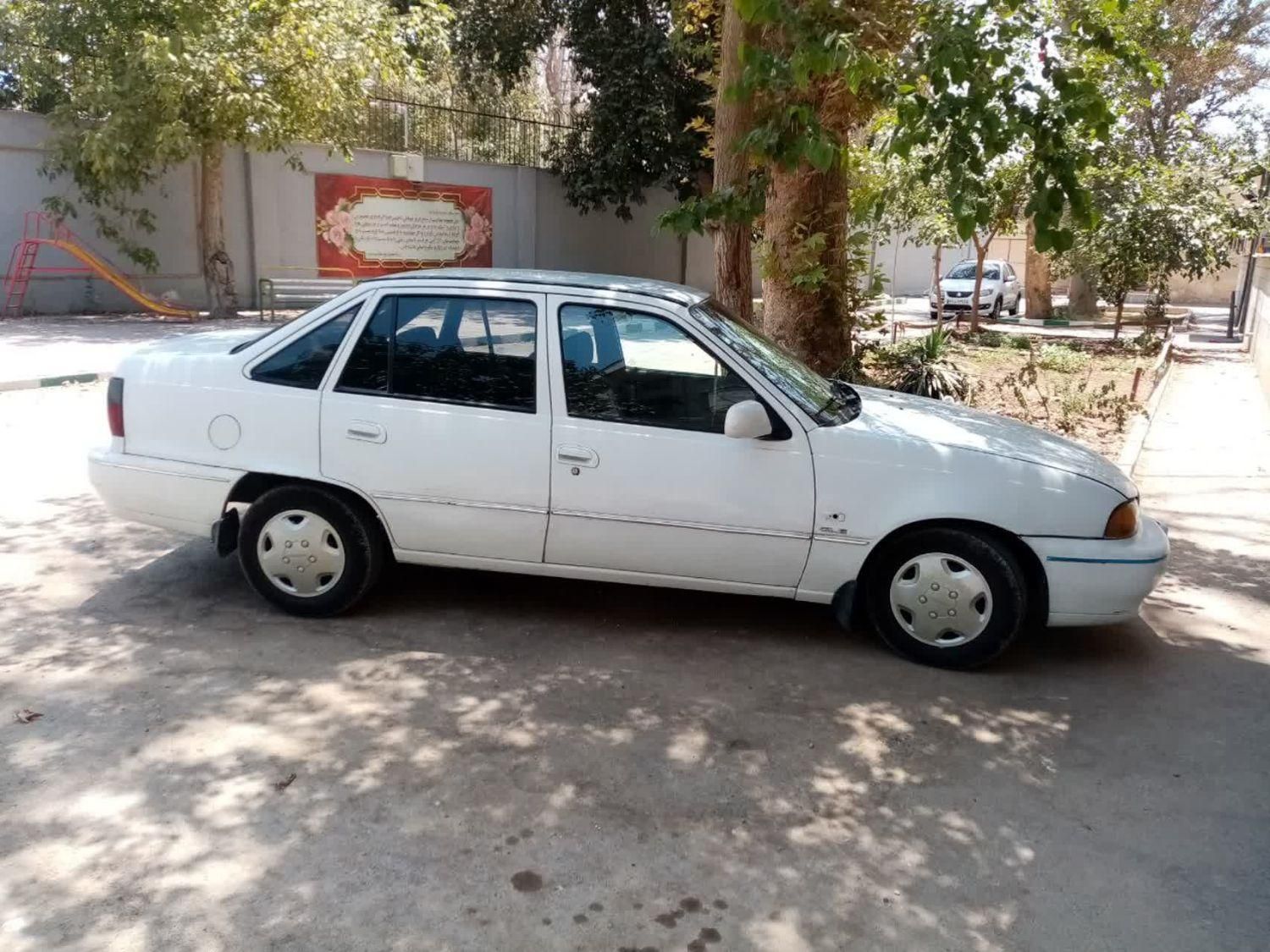 دوو سیلو سدان - 1378