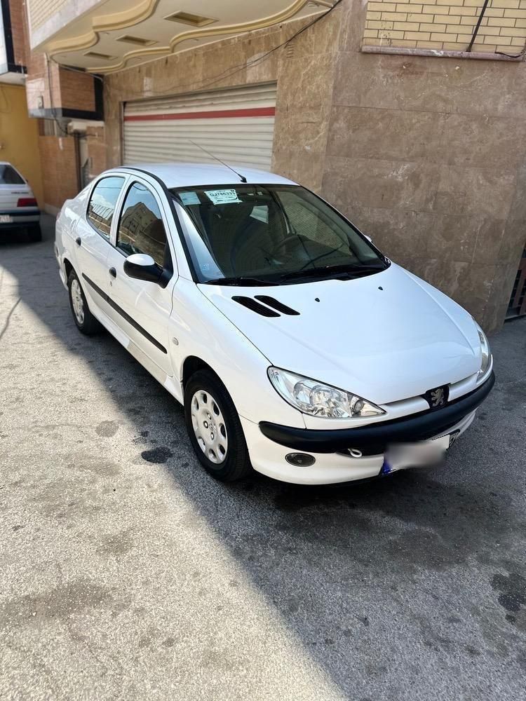 پژو ۲۰۶ صندوق دار v8 - 1395