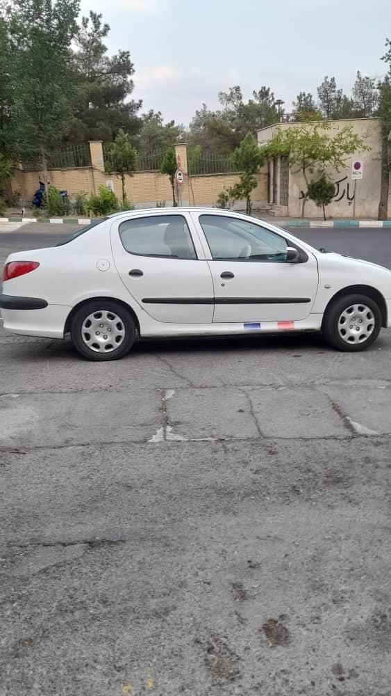 پژو ۲۰۶ صندوق دار v8 - 1394