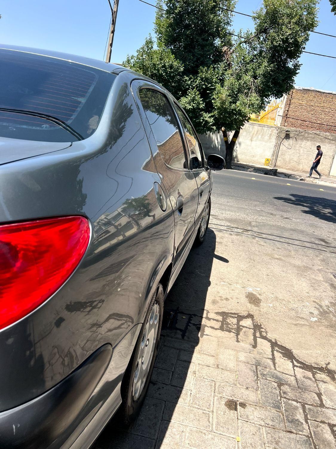پژو ۲۰۶ صندوق دار v8 - 1398