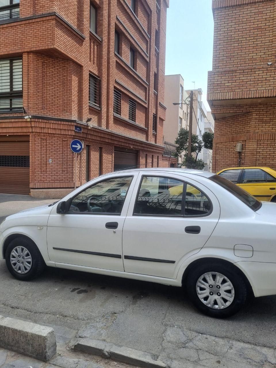 تیبا صندوق دار SX - 1398