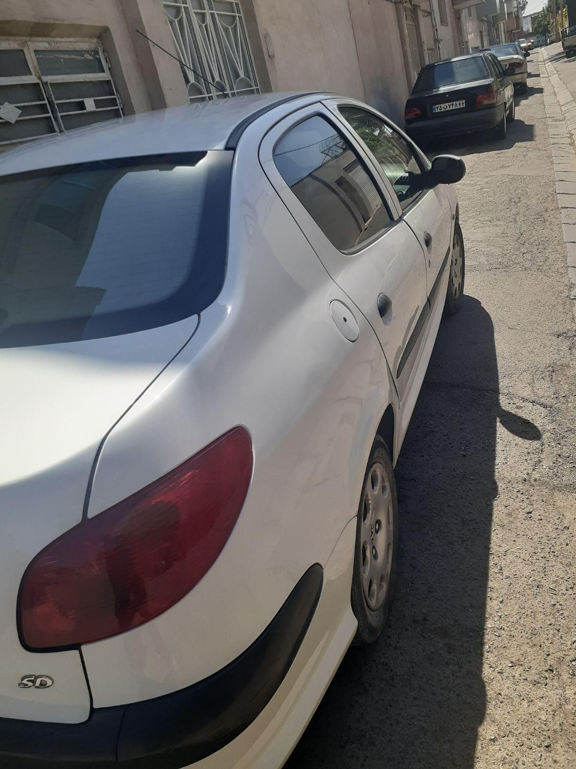 پژو ۲۰۶ صندوق دار v8 - 1396