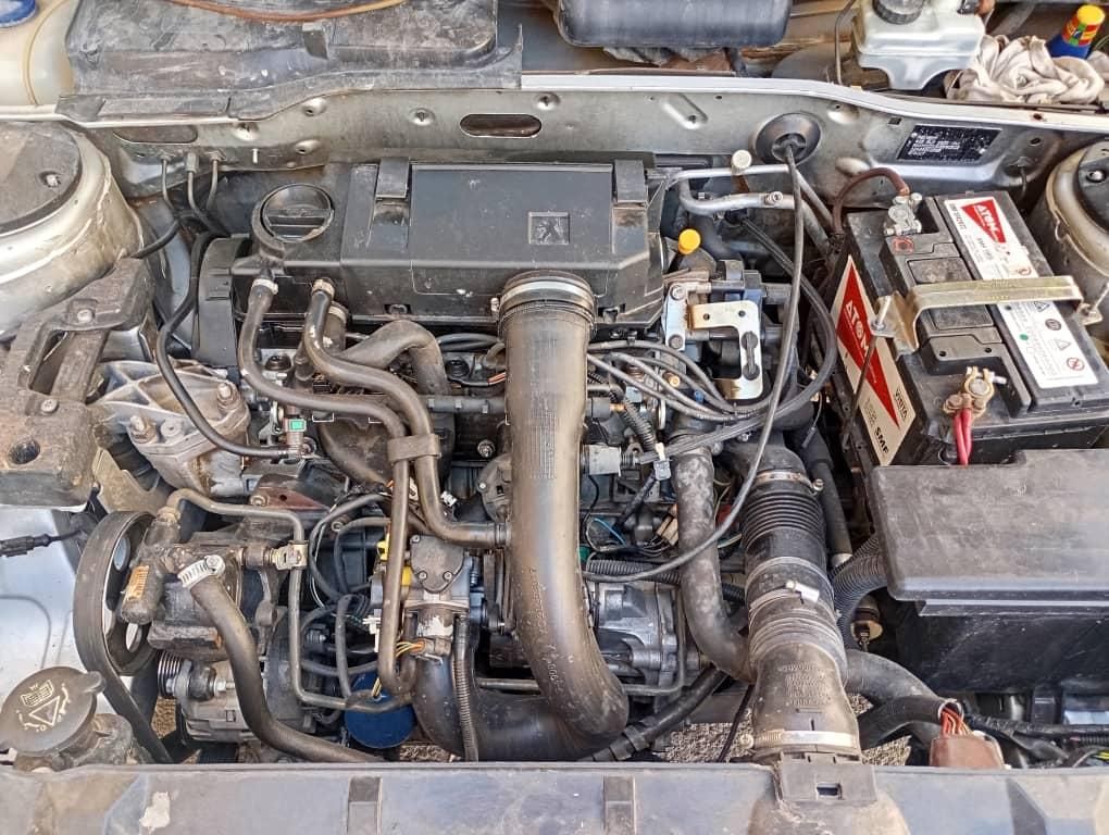 پژو 405 SLX بنزینی  XU7 - 1389