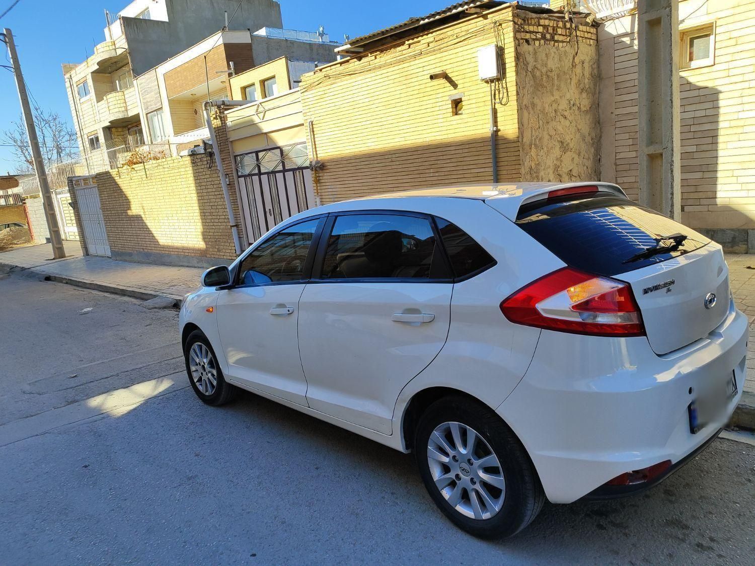 خودرو ام وی ام، 315 هاچ بک آگهی ann_19369488