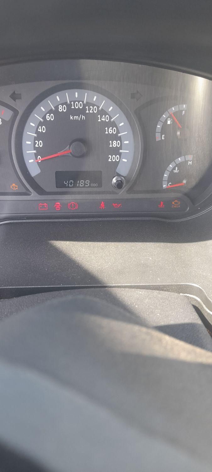 خودرو کوییک، معمولی آگهی ann_19369561