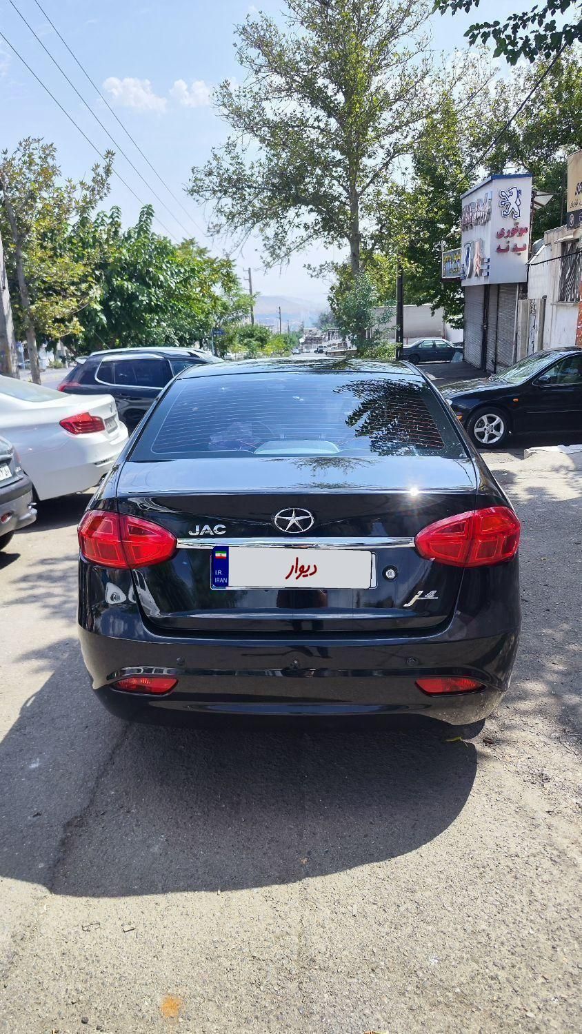 جک J4 اتوماتیک ساده - 1403