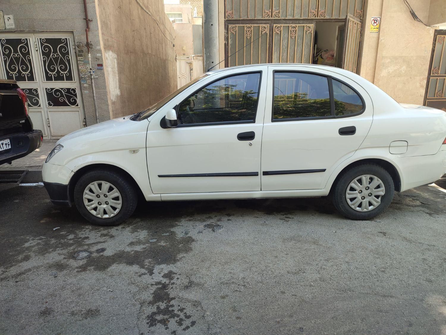 تیبا صندوق دار SX - 1398