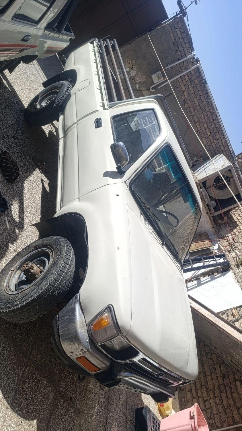 خودرو تویوتا، کمری آگهی ann_19370203