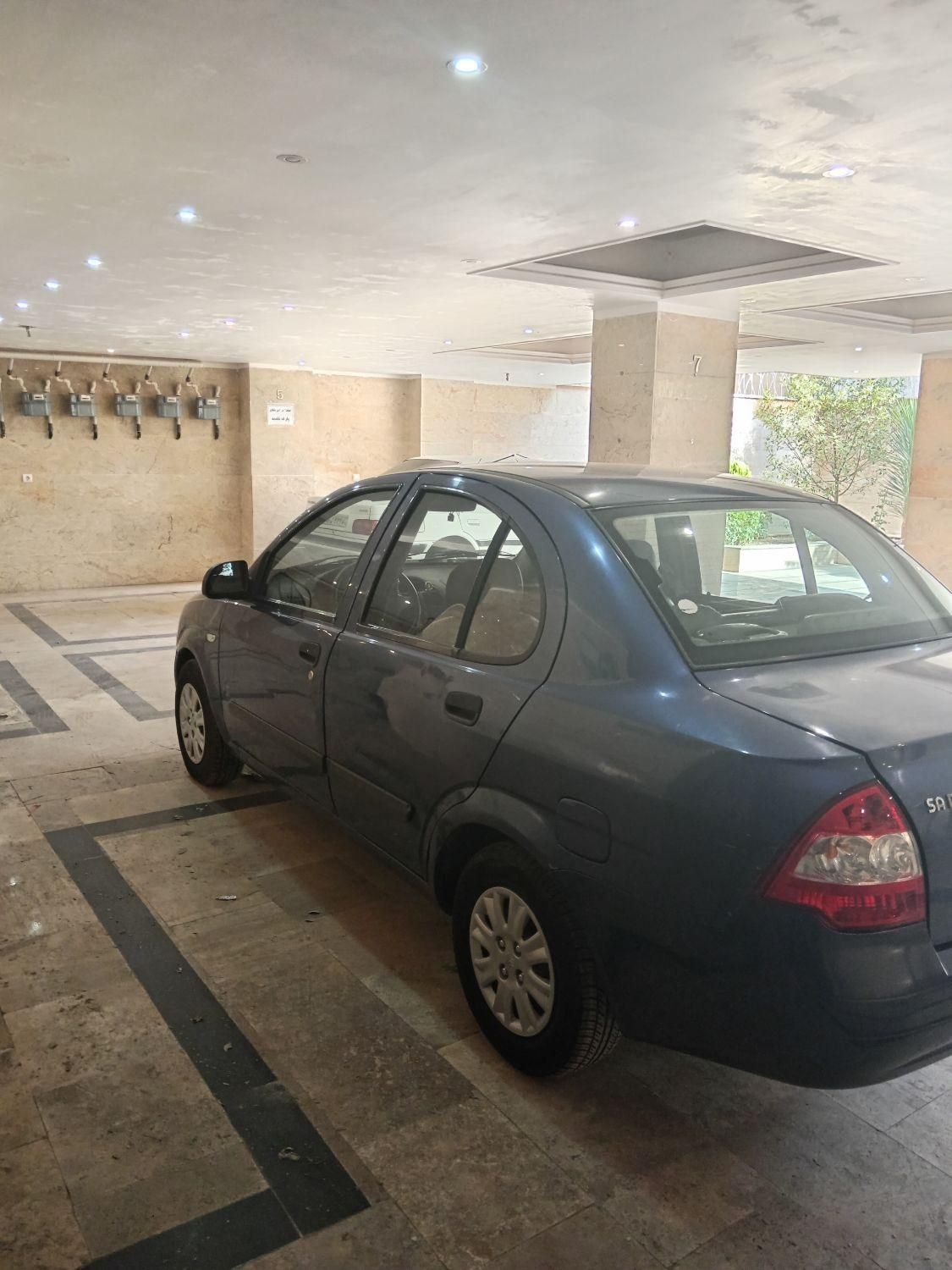 تیبا صندوق دار SX - 1391