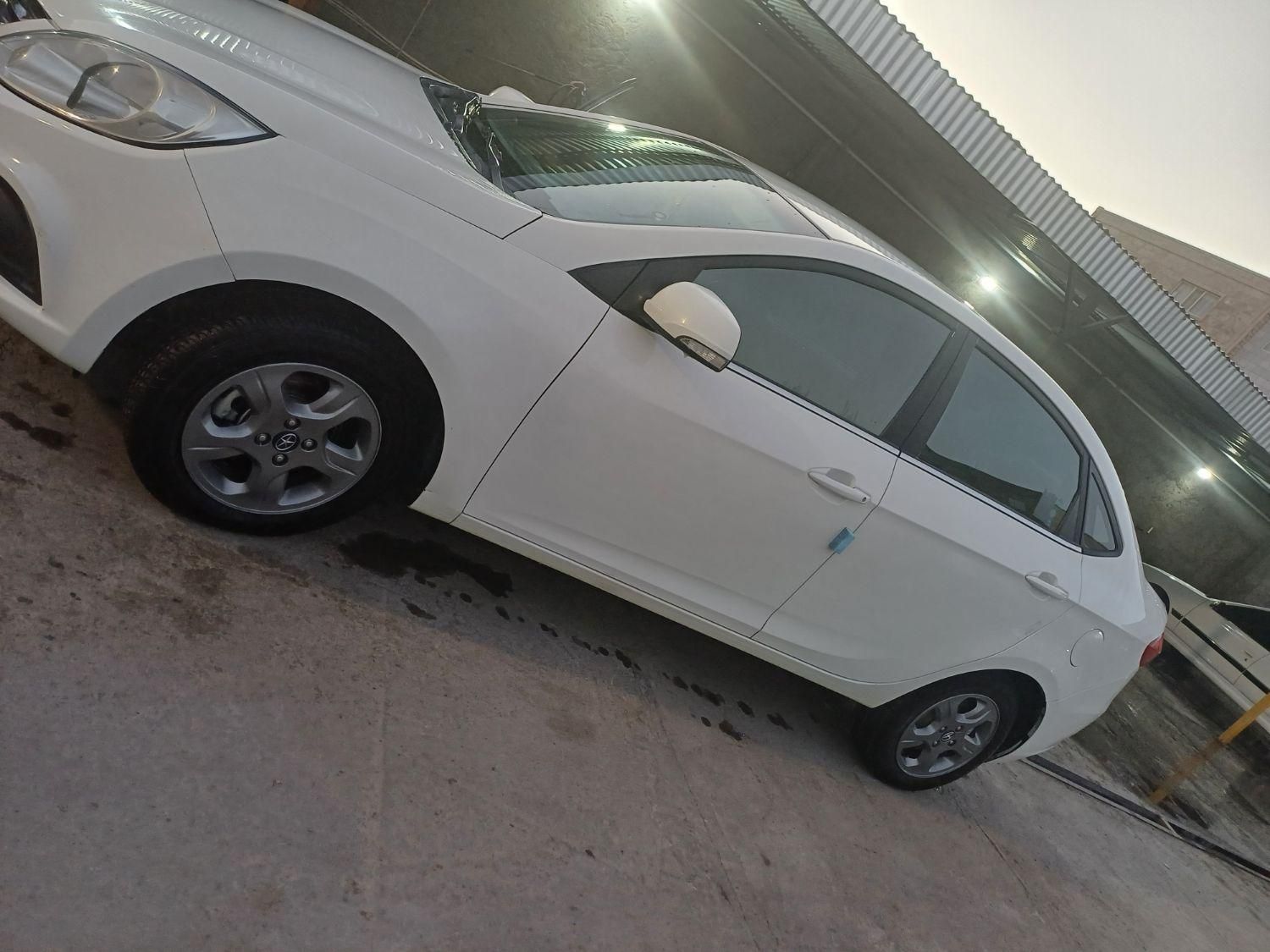جک J4 اتوماتیک ساده - 1401